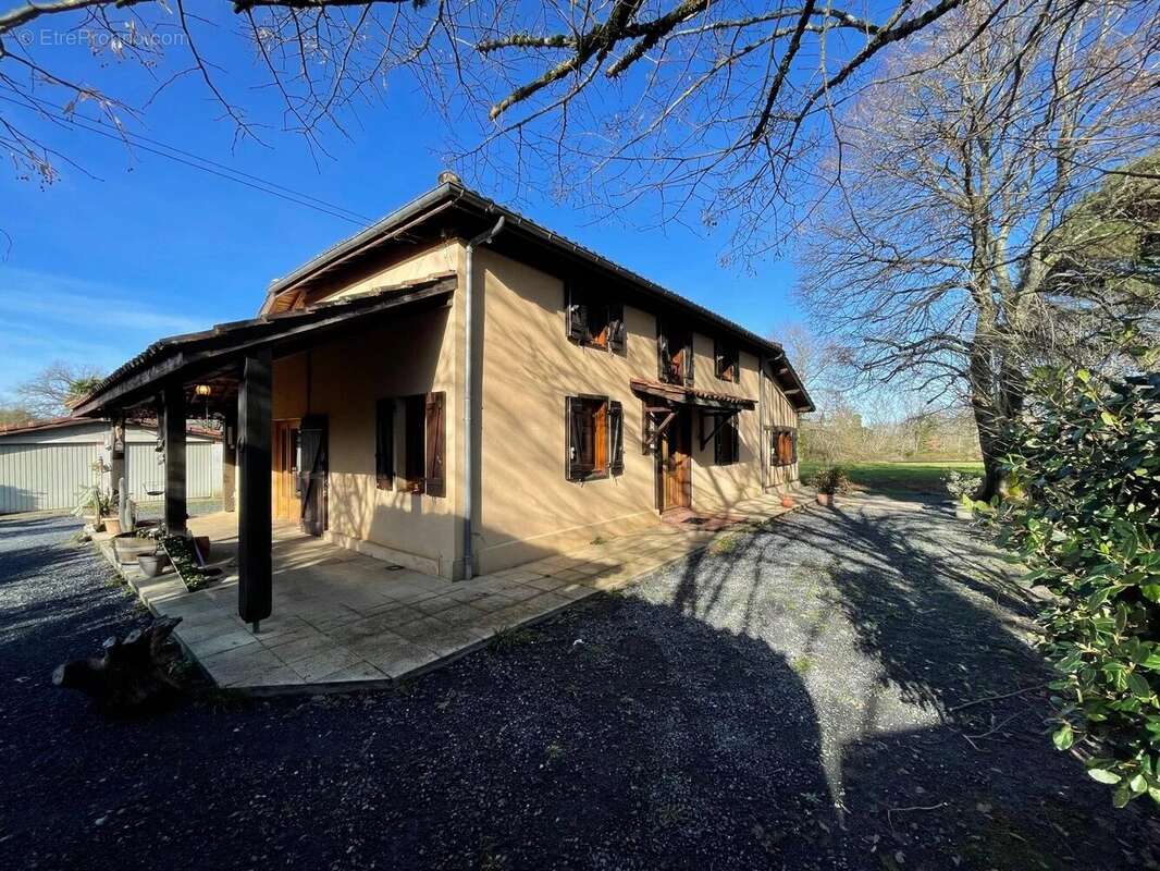 Maison à LANNE-SOUBIRAN