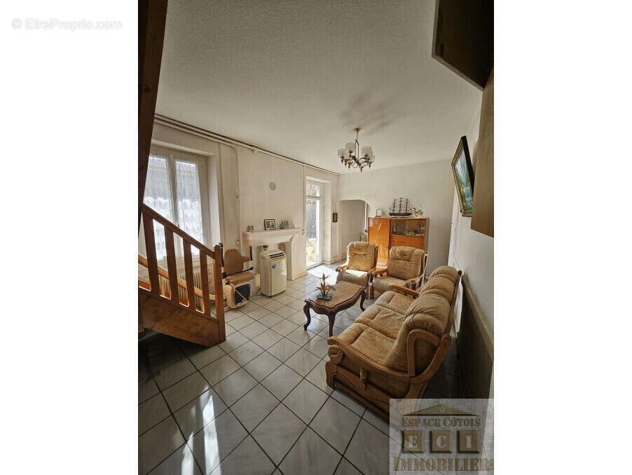 Maison à LA COTE-SAINT-ANDRE