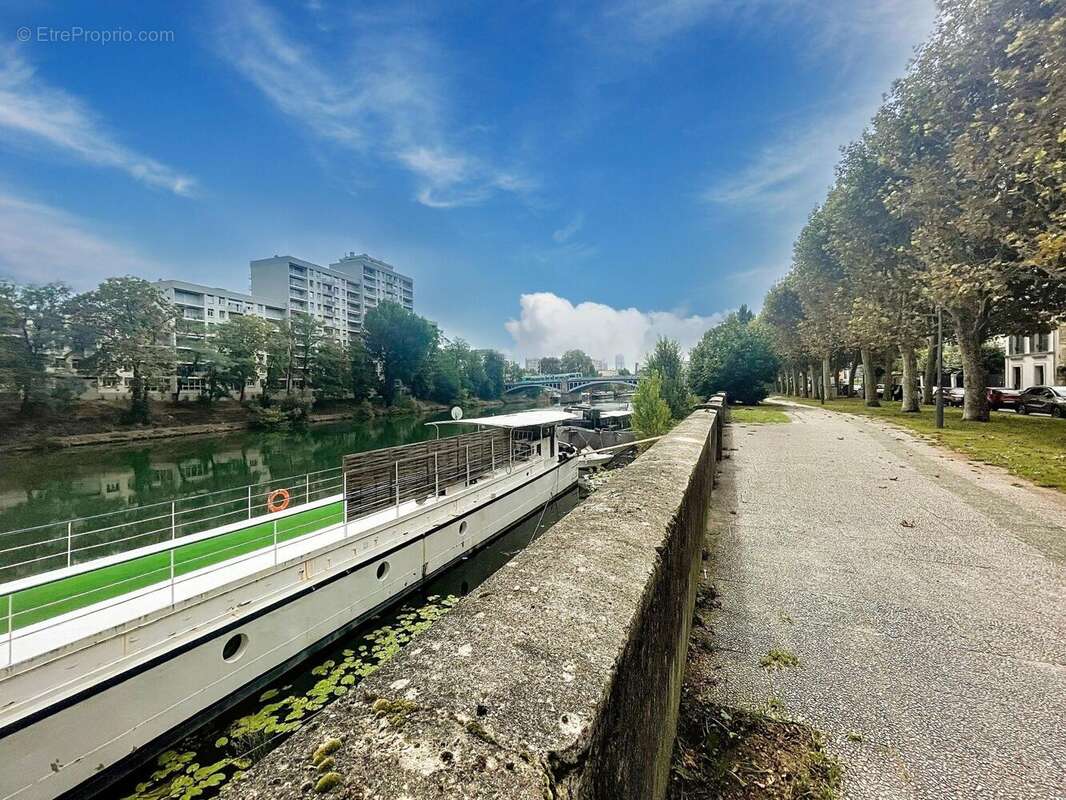 Photo 8 - Appartement à VILLENEUVE-LA-GARENNE