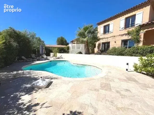 MAISON  7 pièces à  La Crau - 15 minutes de Hyères - photo 2