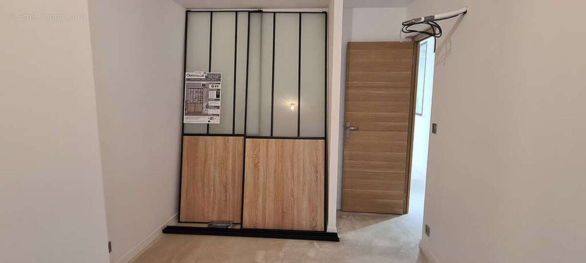 LA CIOTAT Entirèrement rénové - calme - appartement T3 - - Appartement à LA CIOTAT