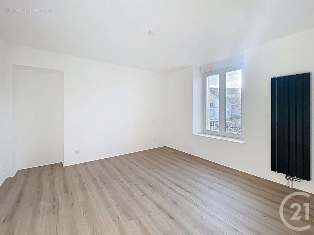 Maison à THAON-LES-VOSGES