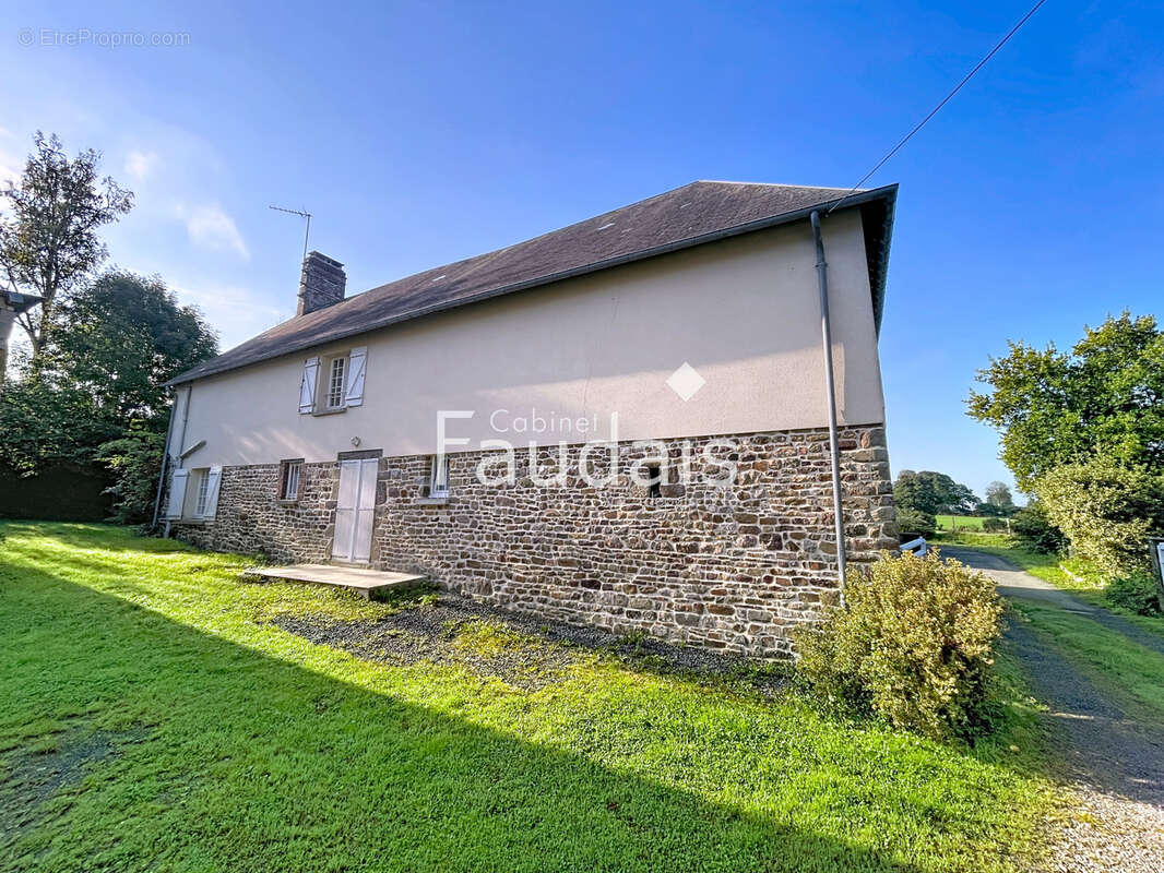 Maison à RONCEY