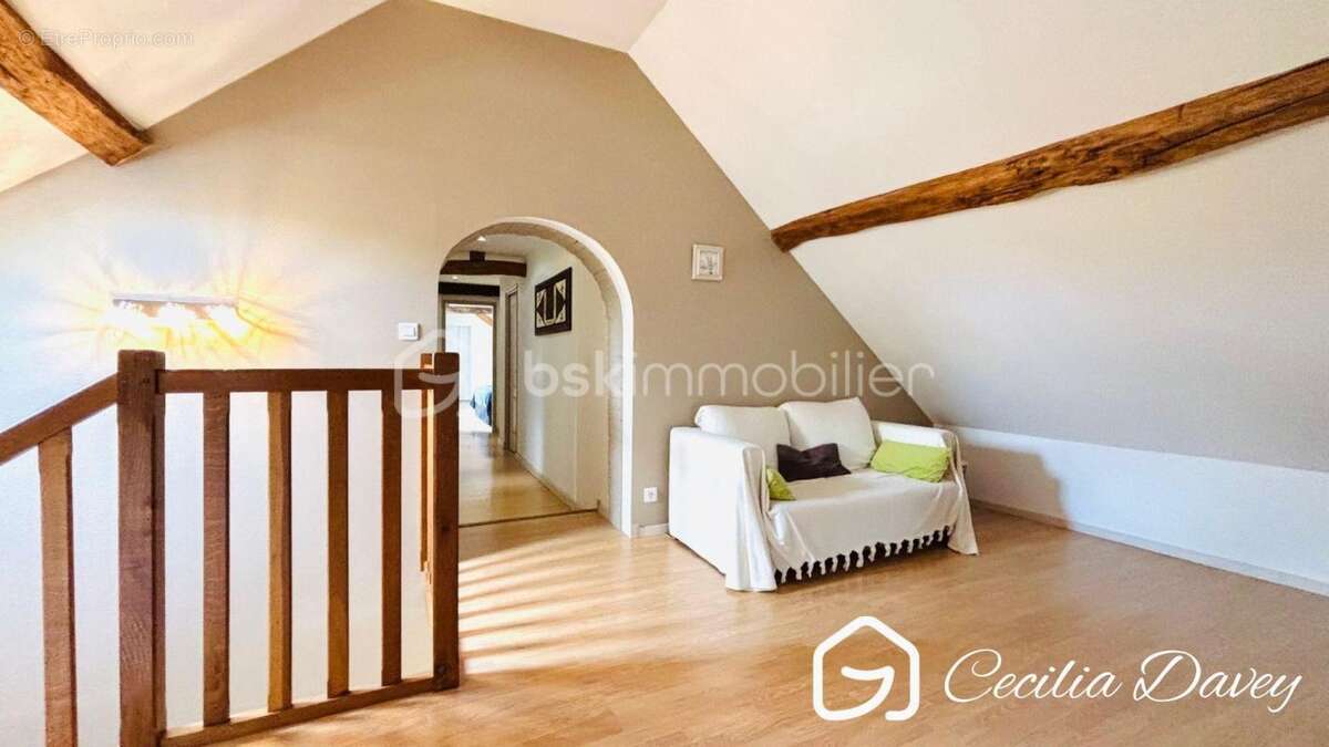 Maison à SAINT-VALERIEN