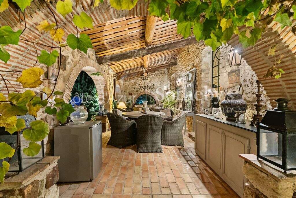 Maison à BIOT