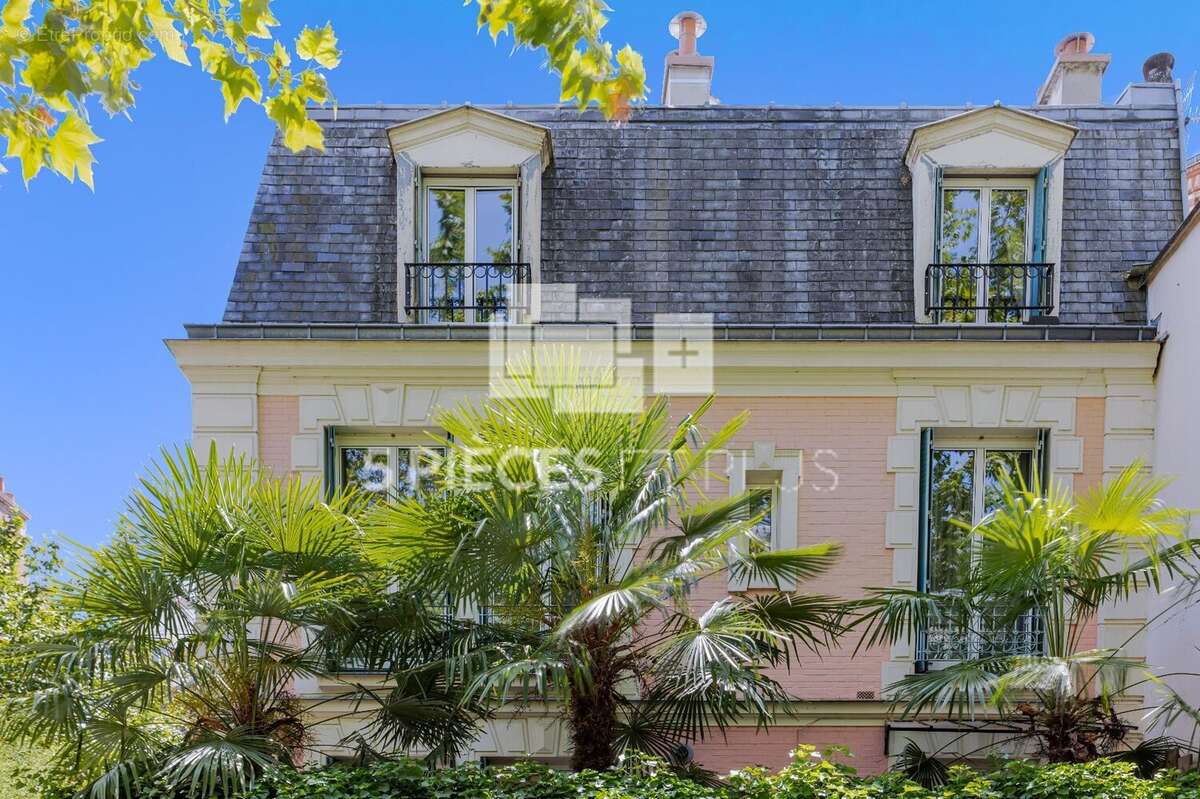 Maison à SAINT-MANDE