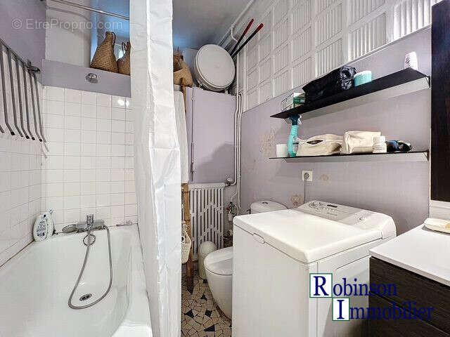 Appartement à PARIS-7E