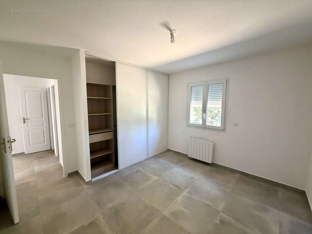 Maison à REGUSSE