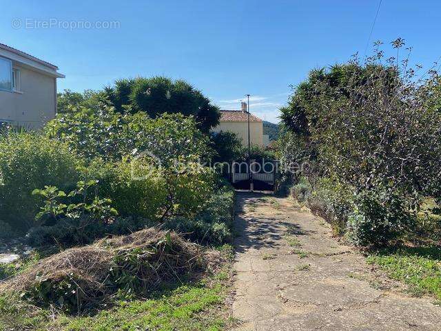 Maison à SIX-FOURS-LES-PLAGES