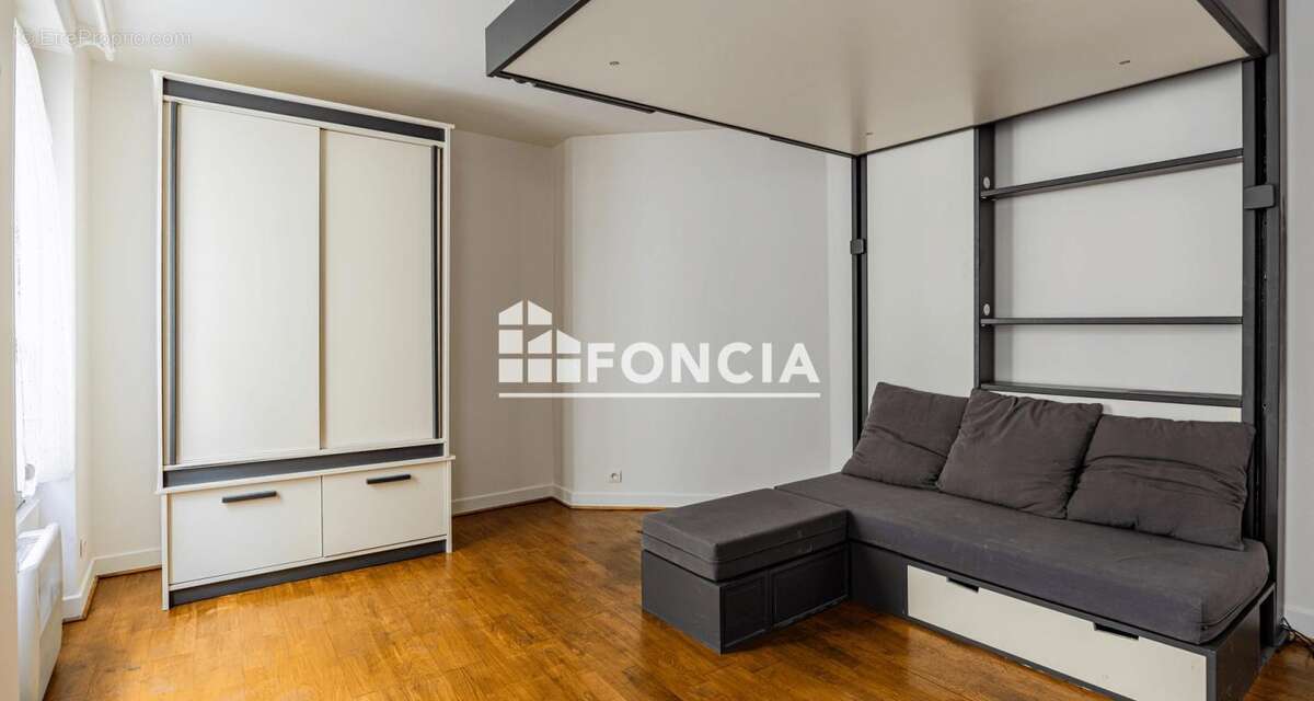 Appartement à PARIS-11E