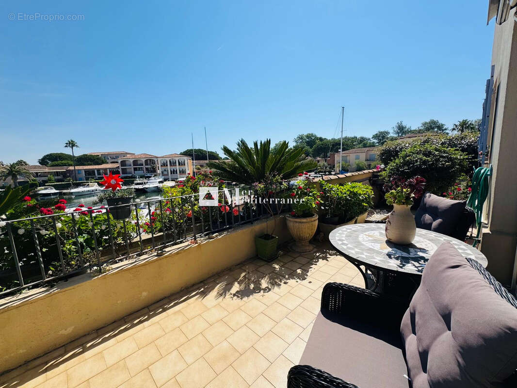 Appartement à COGOLIN