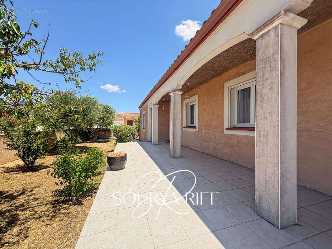 Maison Villalier 177 m2 avec piscine, pool-house et beaux volumes - photo 11