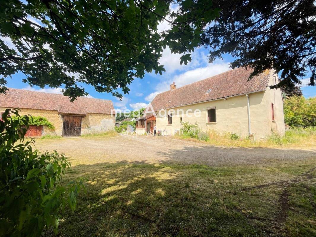 Maison à BEAUMONT-SUR-SARTHE