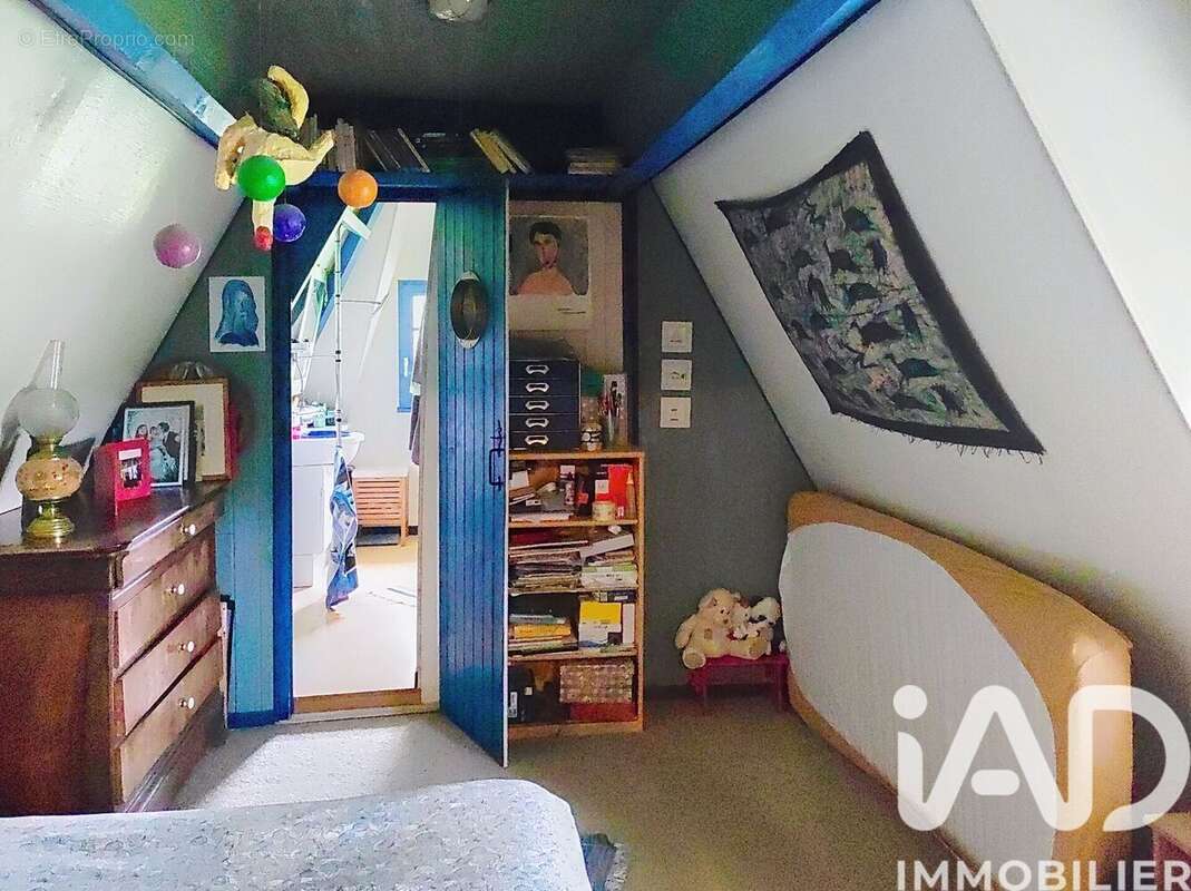 Maison 97 m² à Etreville  - photo 9