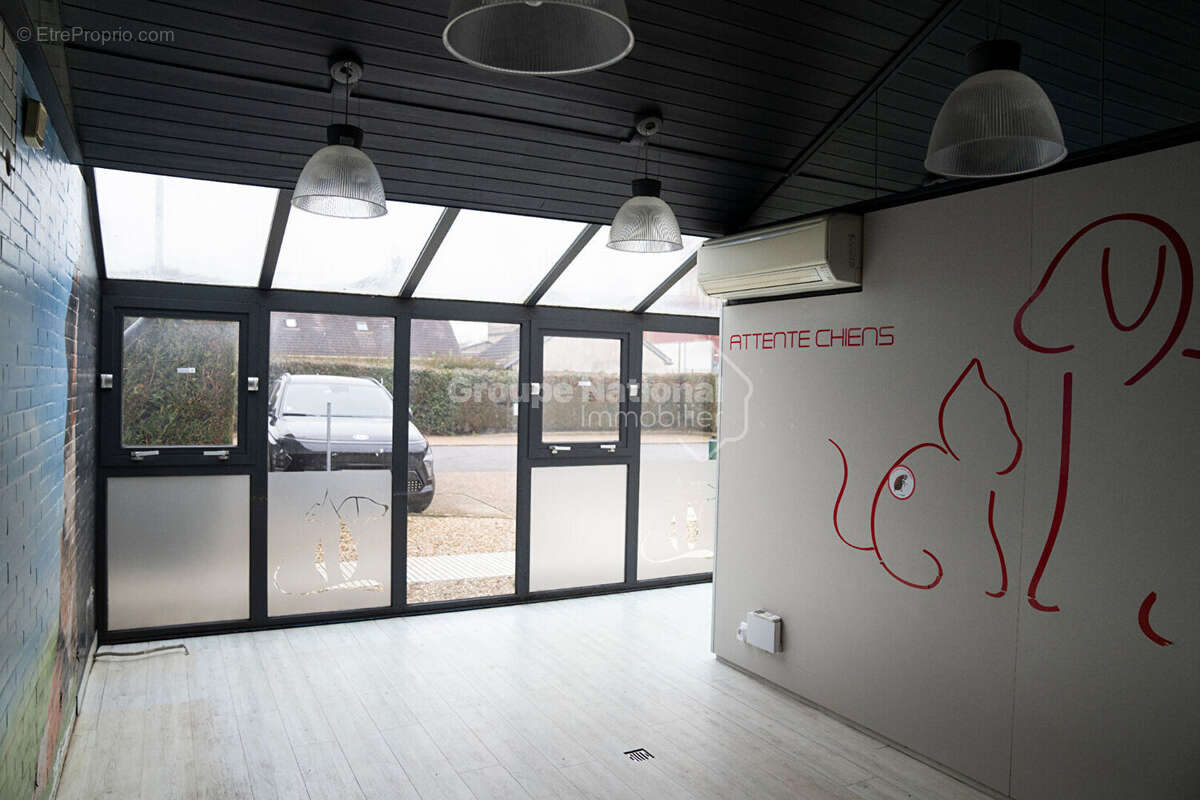 Immeuble Beauvais 10 pièce(s) 214.24 m2 - photo 5