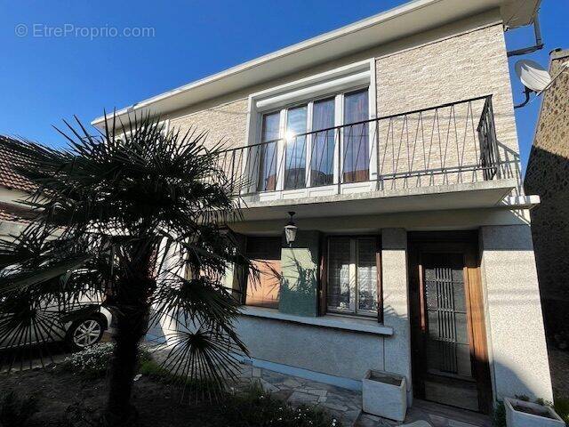 Maison à LE BLANC-MESNIL