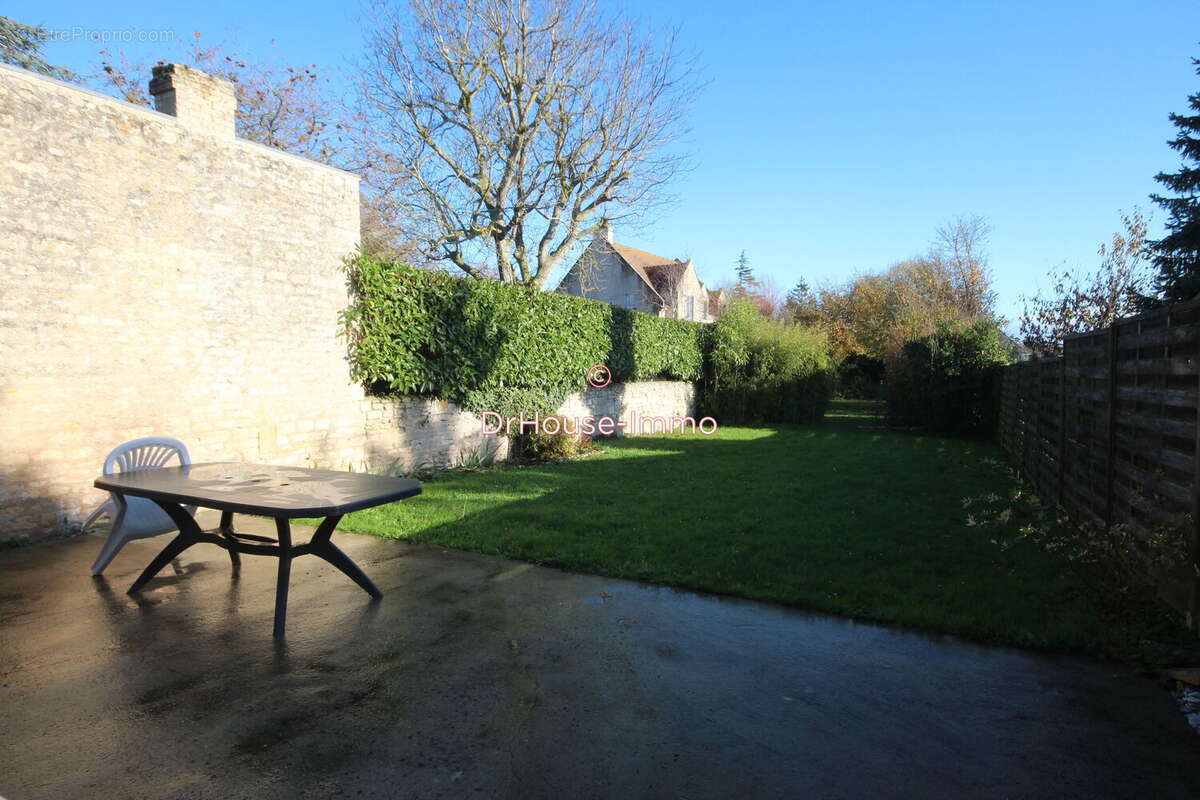 Maison à BIEVILLE-BEUVILLE