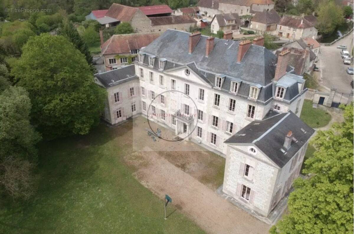 Maison à L'ISLE-SUR-SEREIN