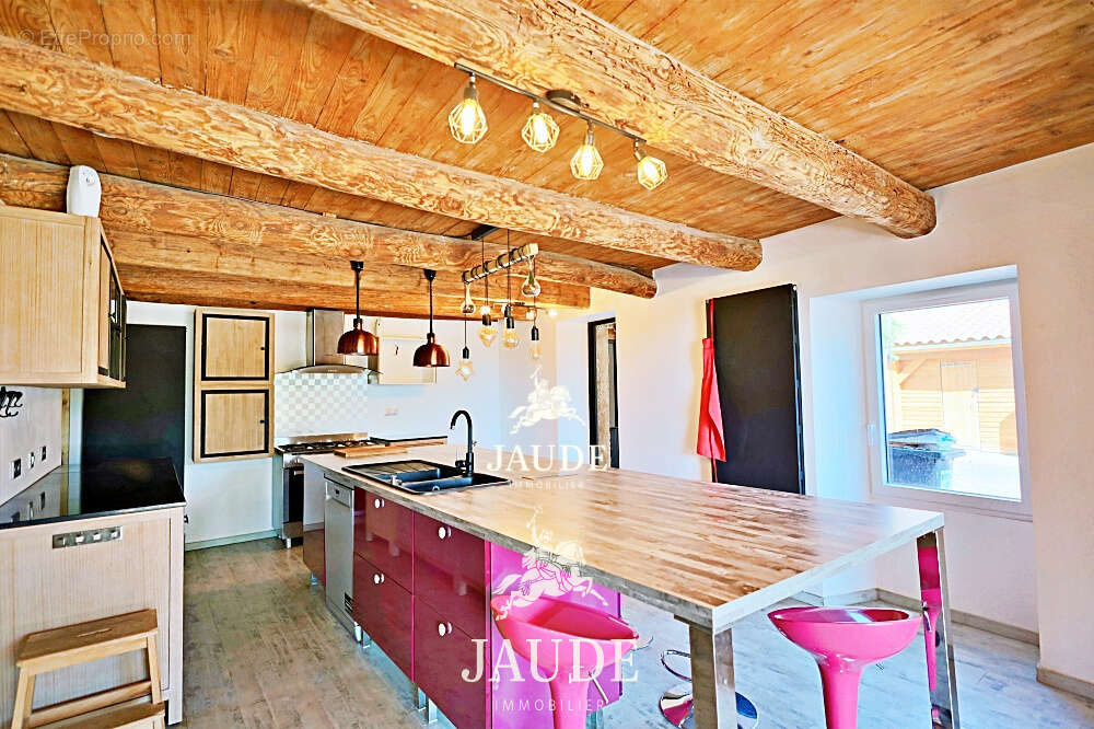 Maison à USSON