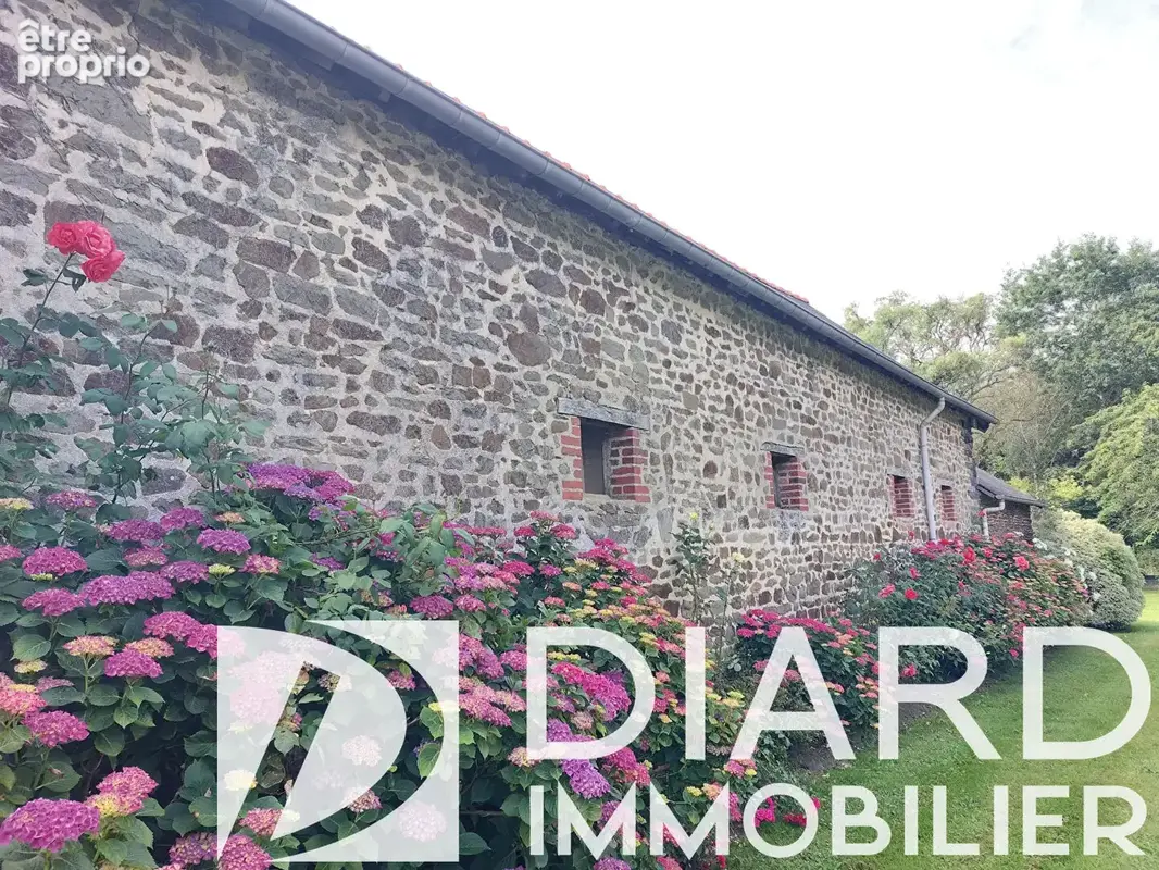 Propriété 201 m² , dépendances et plan d'eau - photo 6