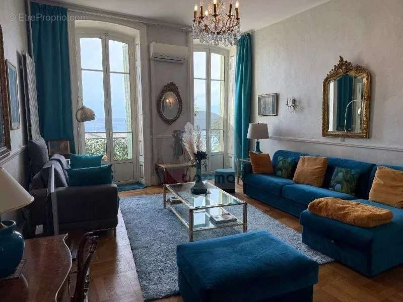 Appartement à MENTON