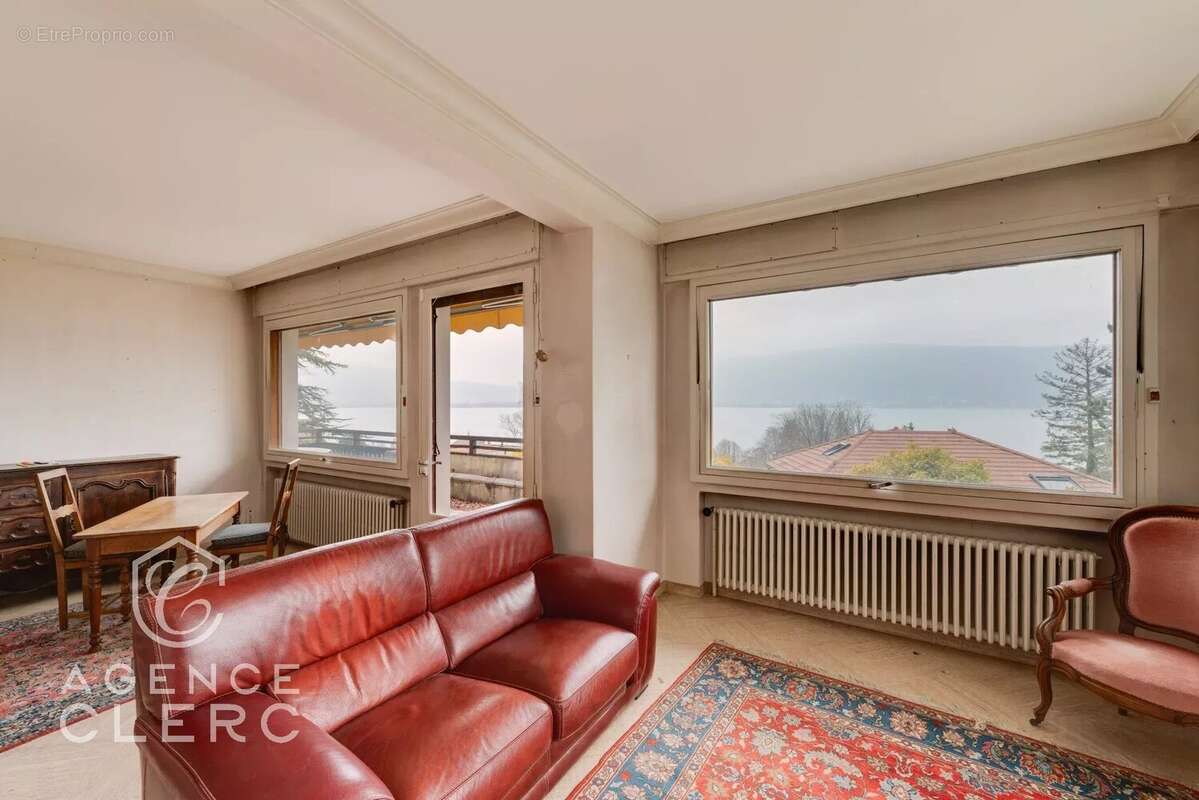 Maison à VEYRIER-DU-LAC