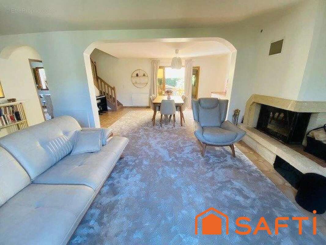 Photo 3 - Maison à VAUJOURS