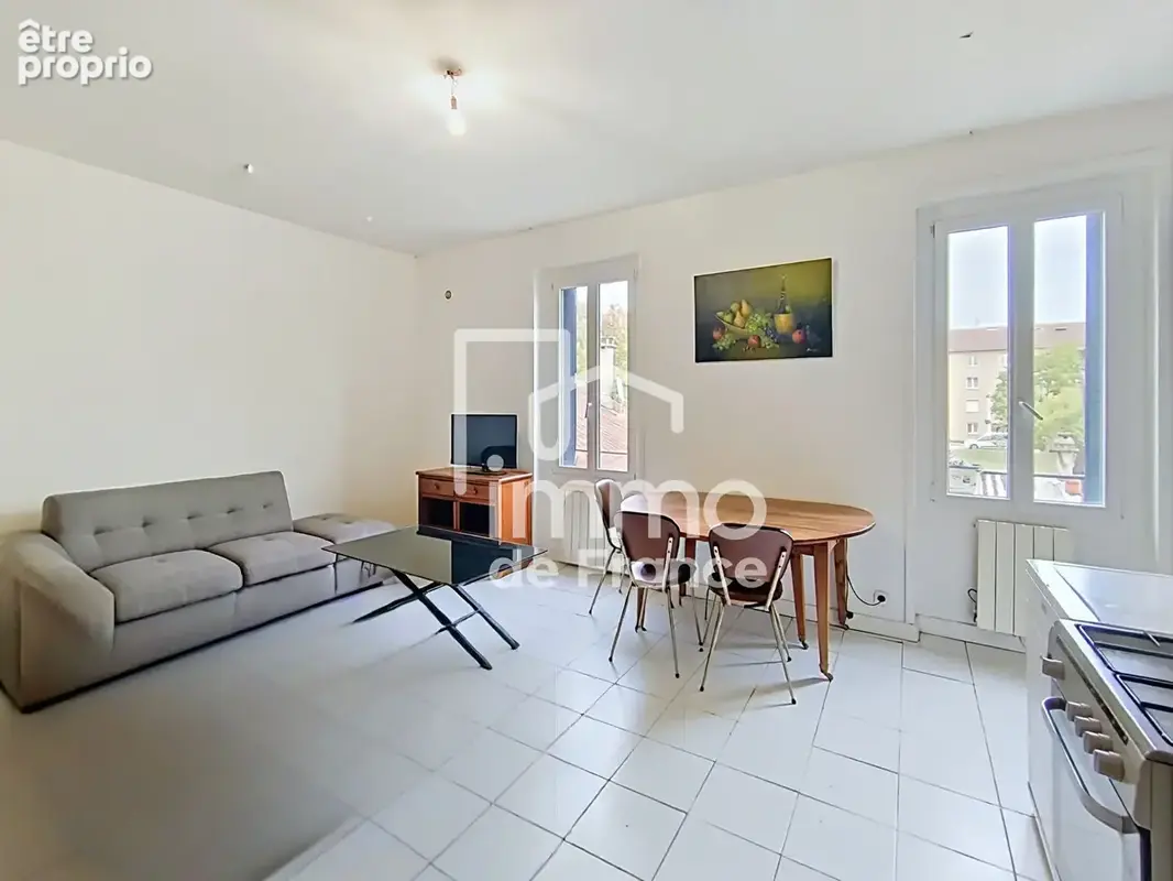 Ambérieu-en-Bugey : immeuble de rapport de 6 appartements et 1 local, à proximité immédiate de la gare - photo 5
