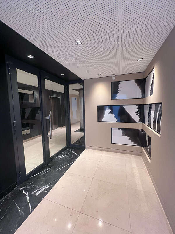 Appartement à SURESNES