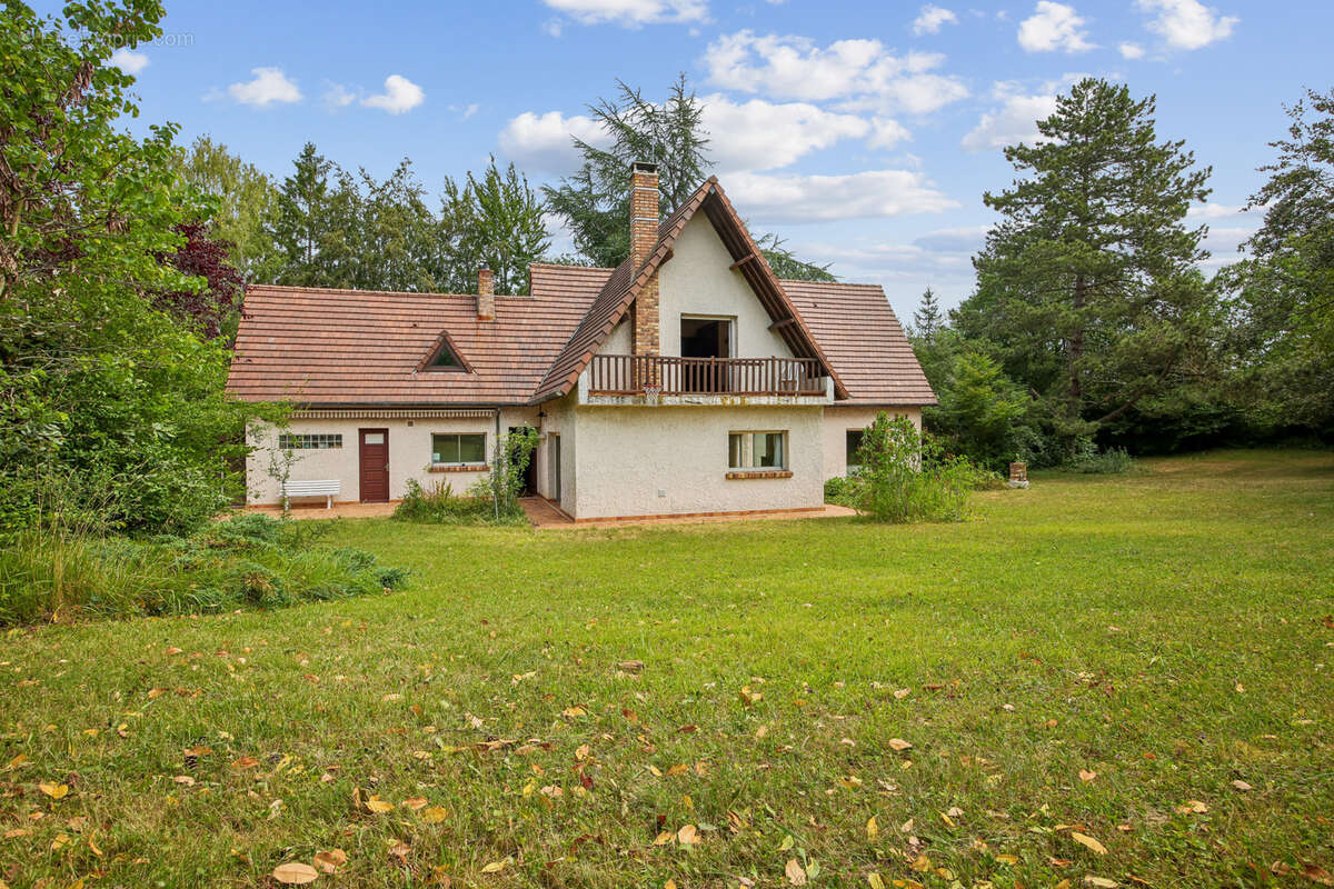 Maison à FEUCHEROLLES
