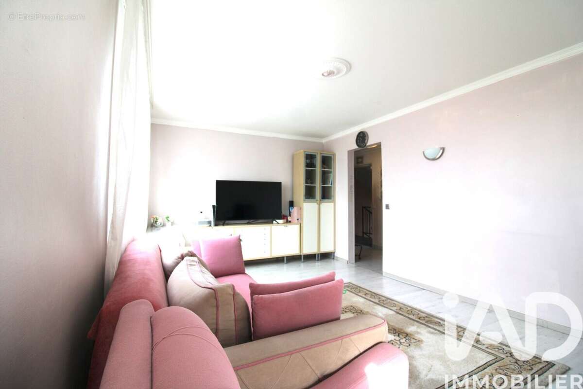 Photo 2 - Appartement à GARGES-LES-GONESSE