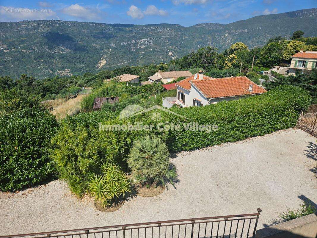 Maison à BERRE-LES-ALPES