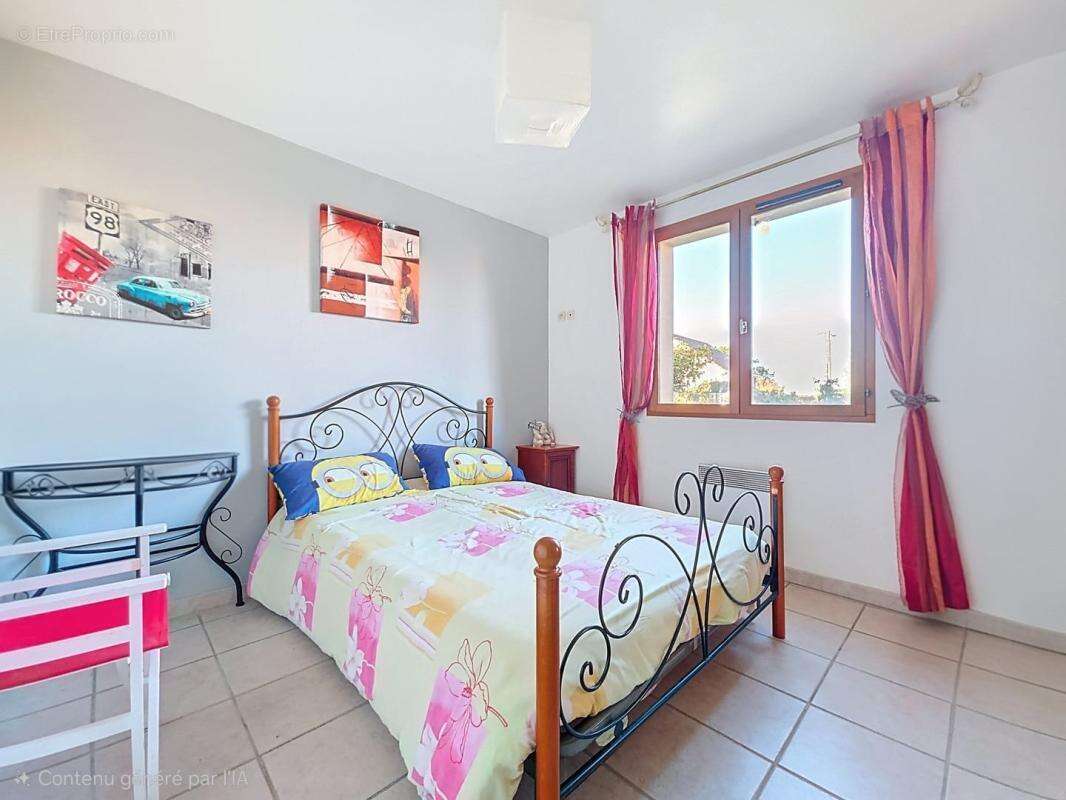 Maison à SAINT-PIERRE-DE-CHANDIEU