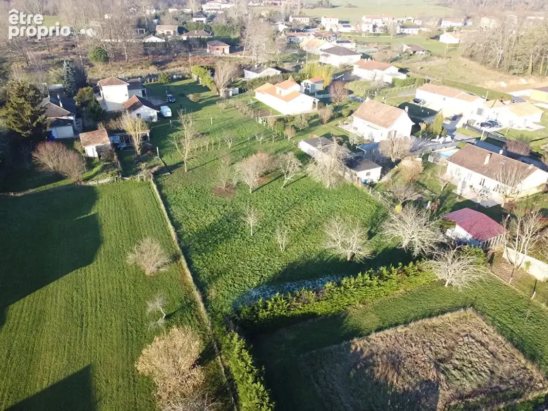 Terrain Creysse 1771 m2 - photo 2