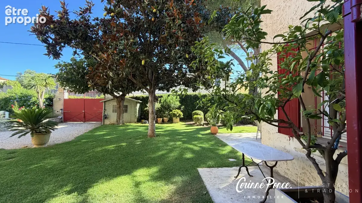 Maison vigneronne du XIXᵉ siècle de 283m2 avec piscine à Générac C.PONCE IMMOBILIER - photo 4