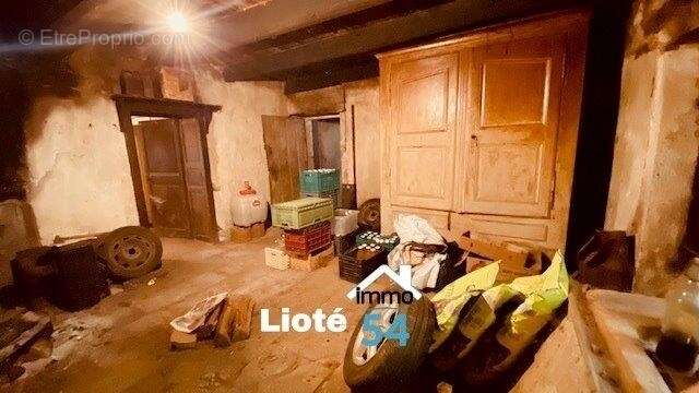 Maison à SAINT-BOINGT