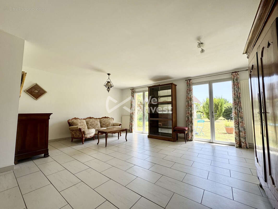 Maison 95 m² à Gannat  - photo 4