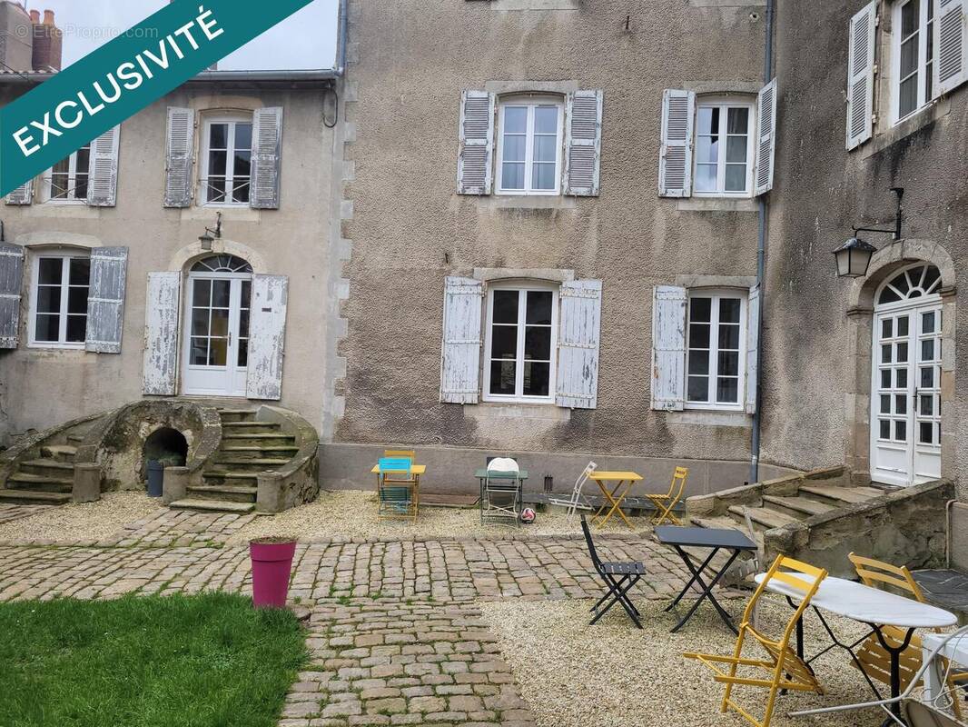 Photo 1 - Maison à PARTHENAY