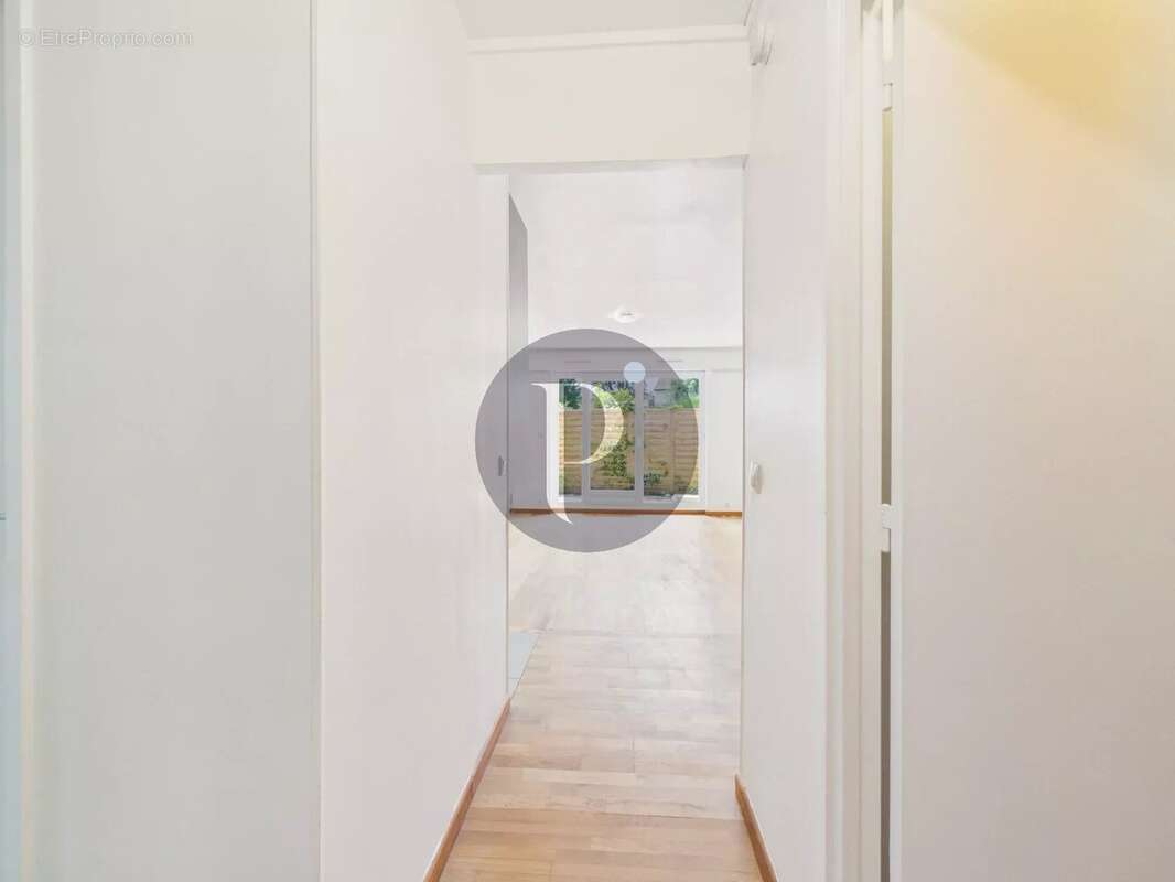 Appartement à VERRIERES-LE-BUISSON