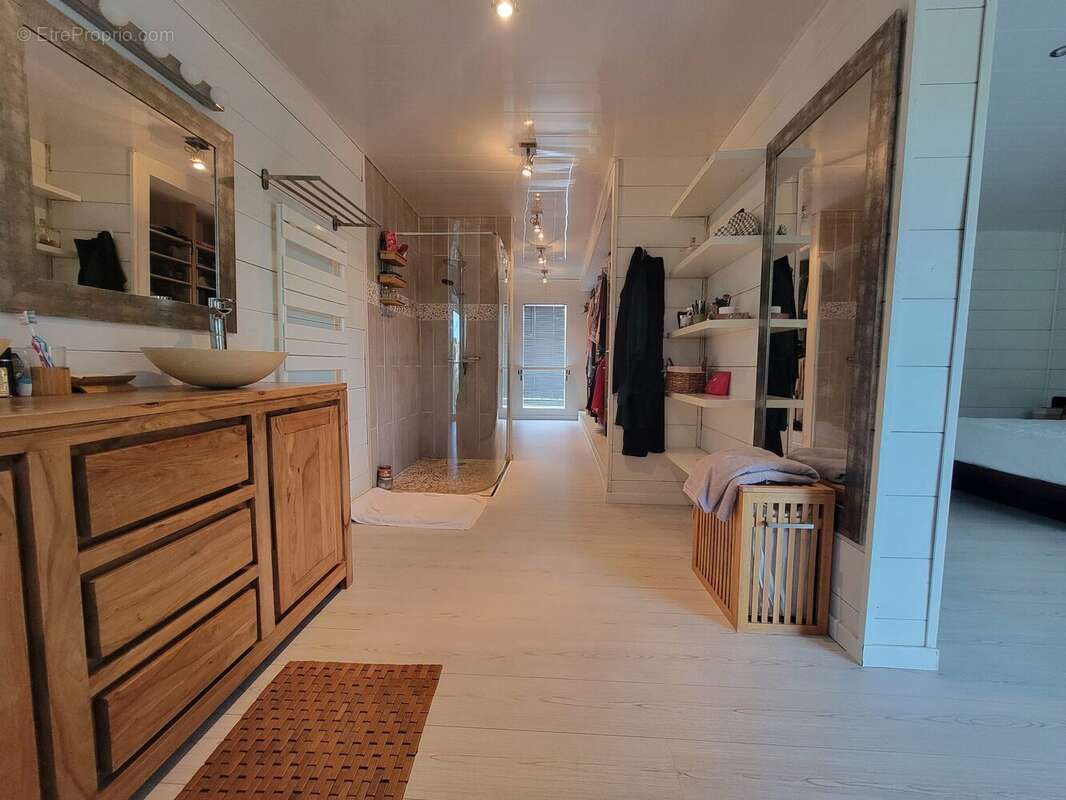 Maison 178 m² à Villenave-D'ornon  - photo 9