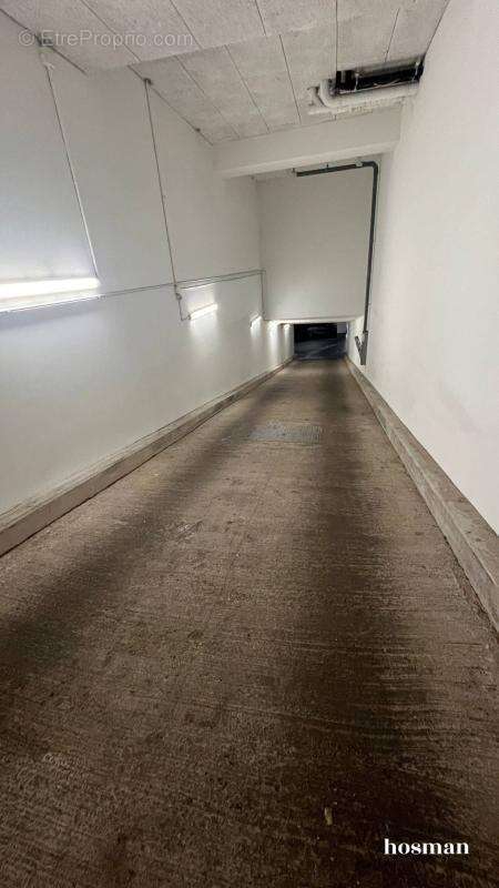 Parking à PARIS-19E