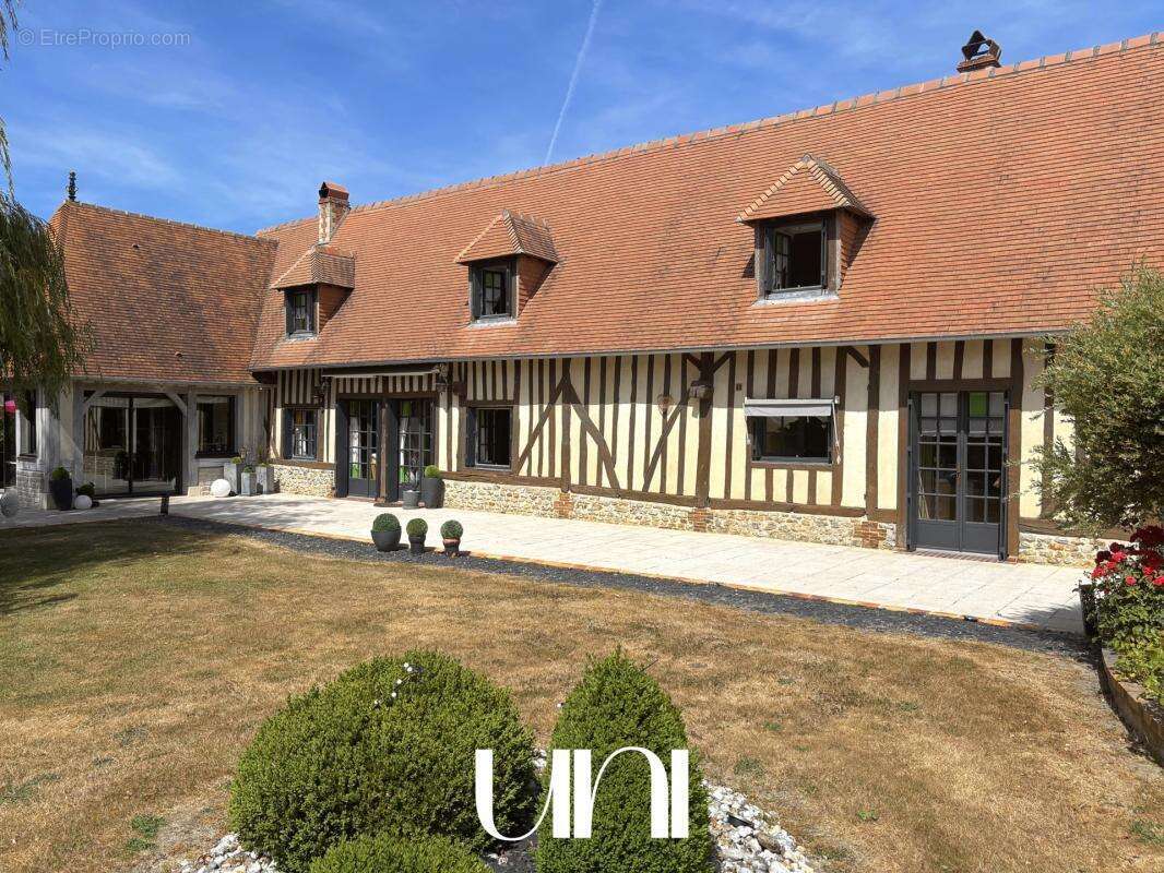 Maison 245 m² à Fauguernon  - photo 31