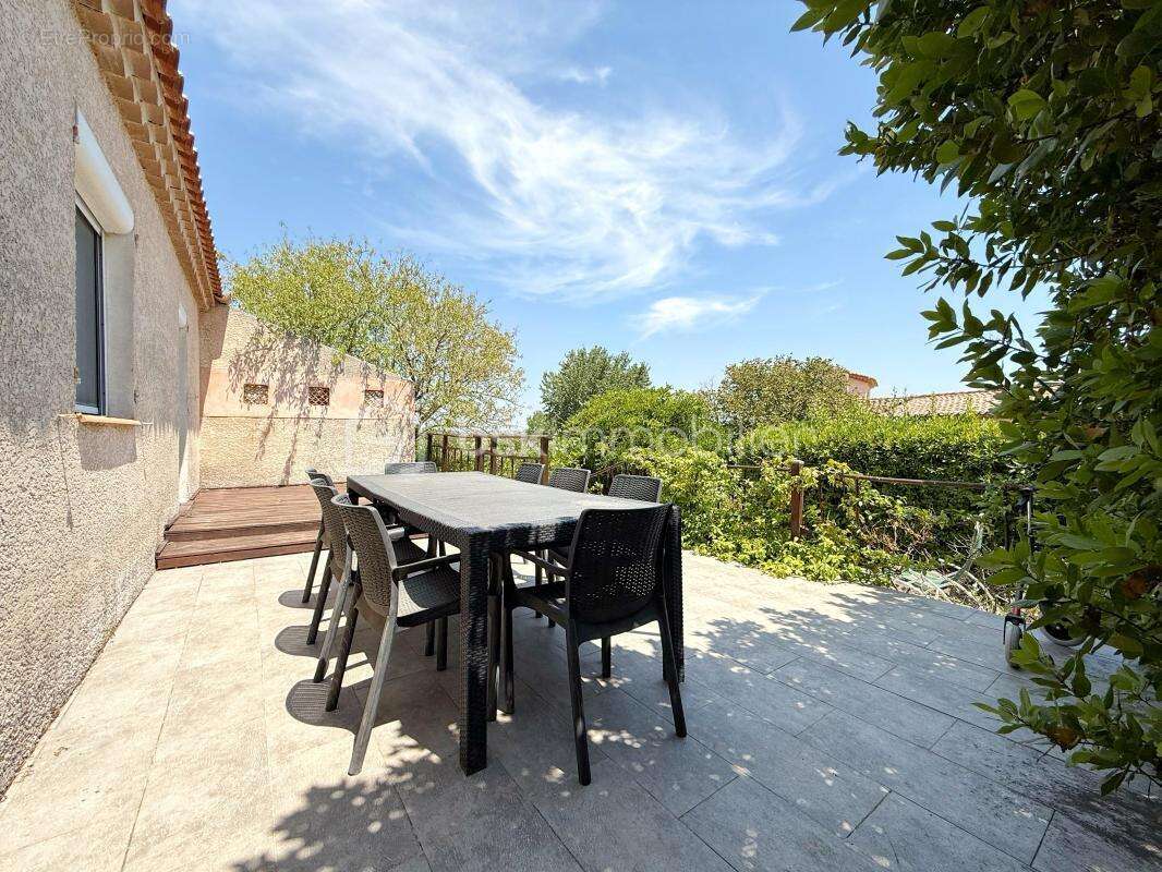 Colombiers – maison t4 de plain-pied – 148 m² – terrain de 999 m² – terrasses – véranda – atelier - photo 19