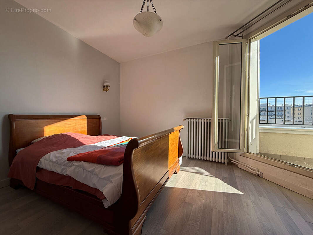 Appartement à MONTROUGE