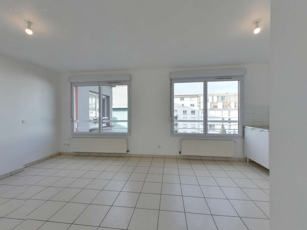 Studio de  31m2 au 4eme etage grenoble vigny musset - photo 8