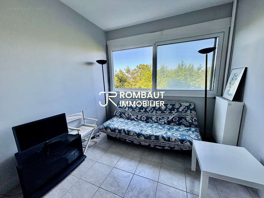 Appartement à LA CELLE-SAINT-CLOUD