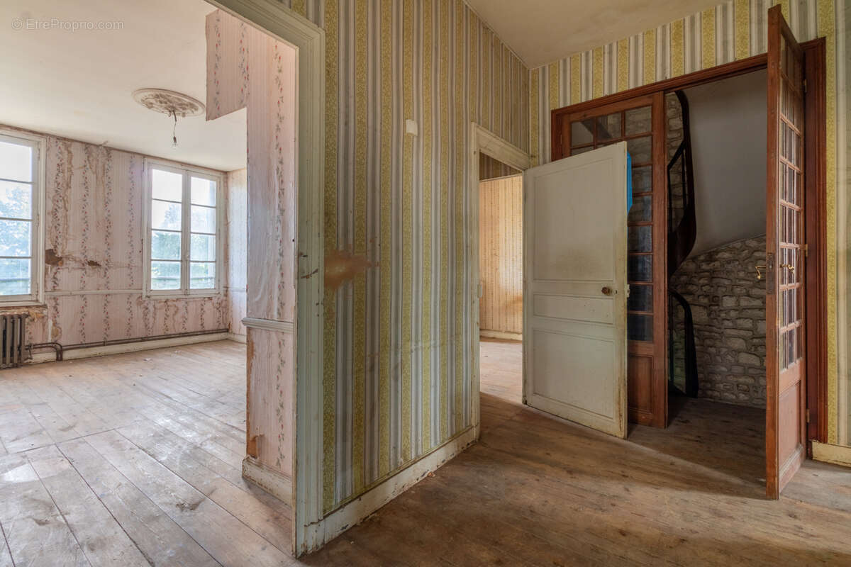 Maison à SAINT-SAVINIEN