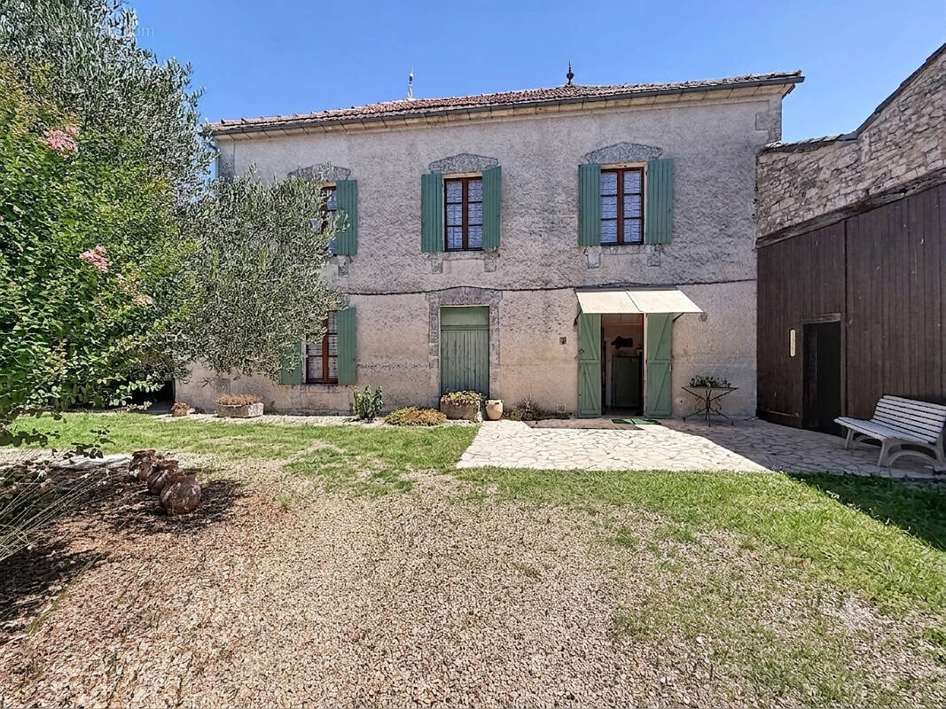 Maison à VOUHARTE