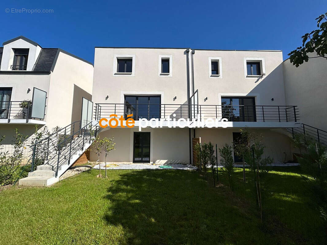 Maison Chennevieres Sur Marne 6 pièce(s) 144 m2 - photo 4