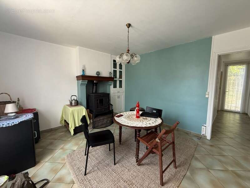 Longère en pierre 90m², sur terrain de 2379m² 69 990 € - photo 3